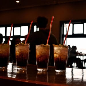 bay-view-bar-venue-maestro-cool-drinks