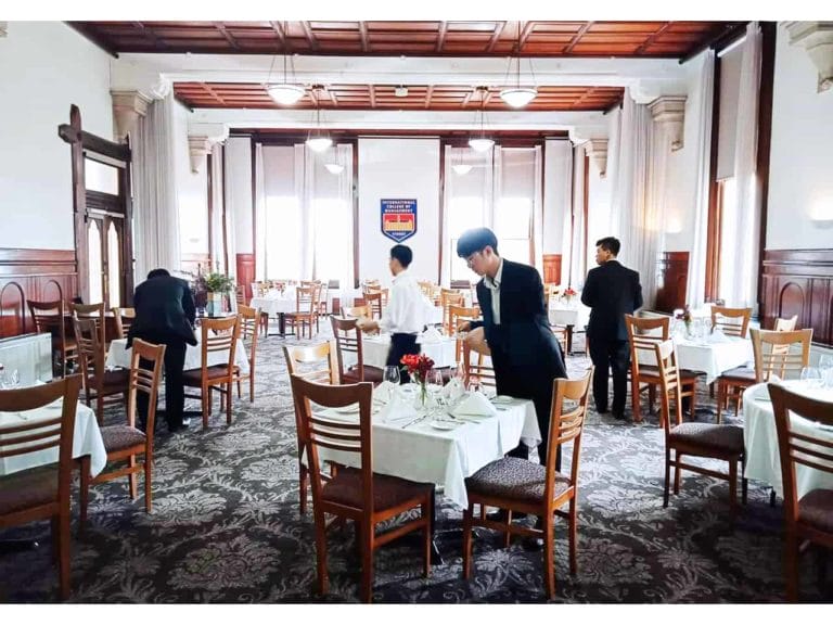 Versatile event space