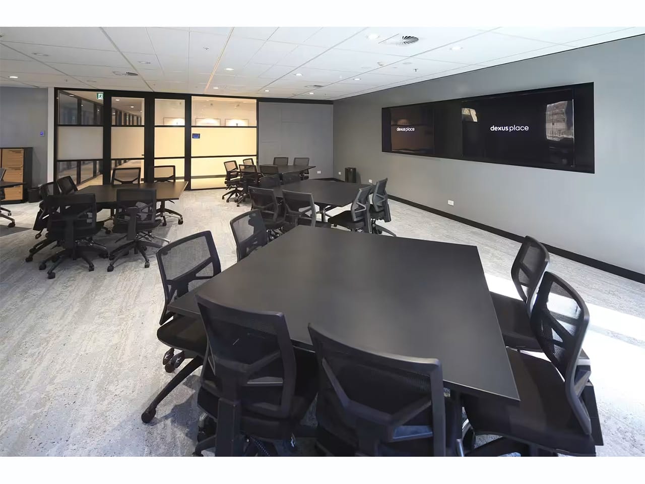 Medium size meeting space